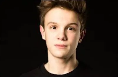 Quel est le métier de Lenni-Kim ?