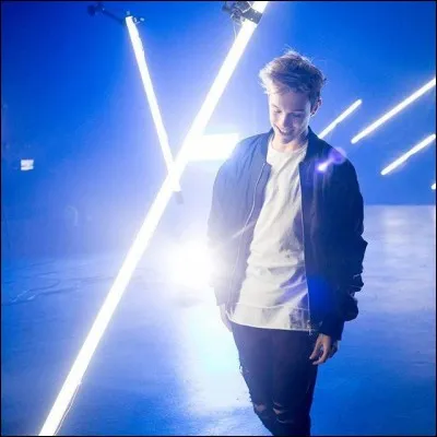 Quel est le nom de famille de Lenni-Kim ?