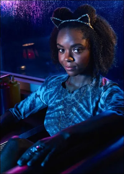 Quel est le nom de famille de Josie ?