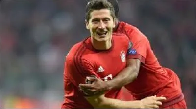 Combien de buts Lewandowski a-t-il inscrits durant cette édition ?