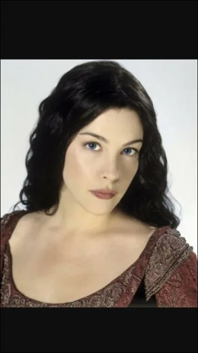 De qui Arwen tombe-t-elle amoureuse ?