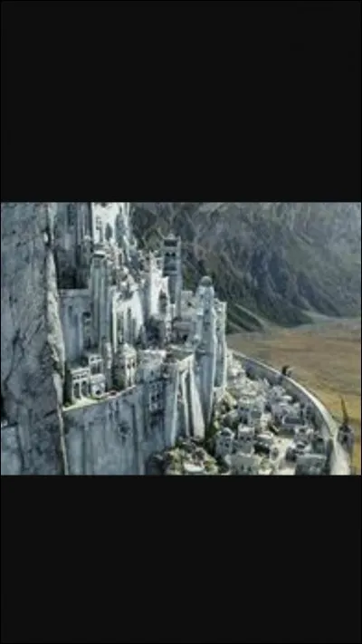 Combien d'hommes des terres extérieures viennent défendre Minas Tirith avant le siège ?