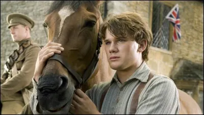 "Cheval de guerre" raconte l'amitié qui unit un jeune homme et le cheval qu'il a dressé et rend hommage aux huit millions de chevaux sacrifiés durant la Première Guerre mondiale. Qui est le réalisateur ?