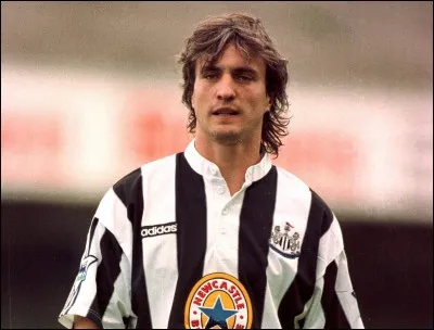 Quel est maintenant le métier de l'ex-footballeur français David Ginola ?