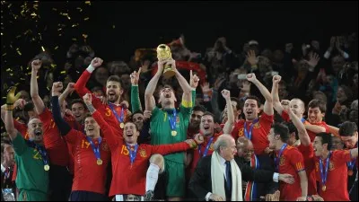 La sélection espagnole gagna sa première Coupe du monde en 2010 face aux Pays-Bas sur le score de 1-0. À quel moment Andrés Iniesta marqua-t-il le but de la victoire ?