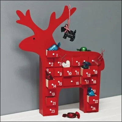 Quelle forme a ce calendrier en bois ?