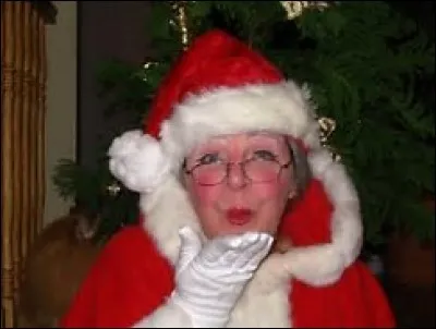 L'épouse de père Noël est : ...