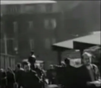 De combien augmente le SMIC en 1968 ?