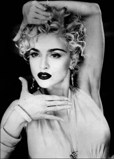 Quelle chanson de Madonna sort en 1990 ?