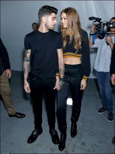 Qui est ce chanteur am&eacute;ricain accompagn&eacute; de sa compagne Gigi Hadid ?