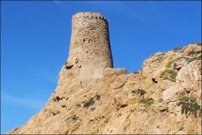 Comment appelle-t-on les habitants d'Ile-Rousse en Corse ?