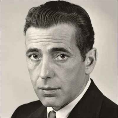 Quel acteur, qui jouait le rôle de Rick Blaine en 1942 dans le film "Casablanca", est né le jour de Noël en 1899 ?