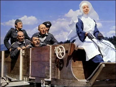 "La Grande Vadrouille", vous avez vu ce film plus ou moins 30 fois. Si je vous donne rendez-vous aux bains turcs, quel air allez-vous fredonner ?