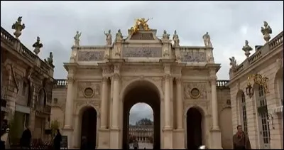 De quelles civilisations s'inspire le classicisme ?