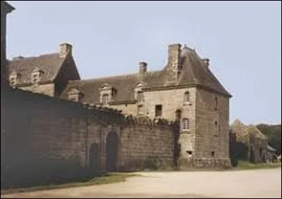 Je vous emmène en Bretagne visiter le château de Kergroadès, à Brélès. Village de l'arrondissement de Brest, il se situe dans le département ...