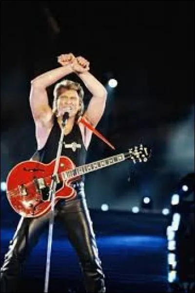 Vous pensez bien que je n'allais pas oublier ''Gabrielle'' dans ce quiz ! Ce sera un cadeau ! Complétez les paroles : ''Dix ans de chaîne sans voir le jour, c'était ma peine forçat de l'amour / Et bonne chance à celui qui veut ma place (oui ma place) / Dix ans de chaîne sans voir le jour c'était ma peine forçat de l'amour / Et j'ai refusé...