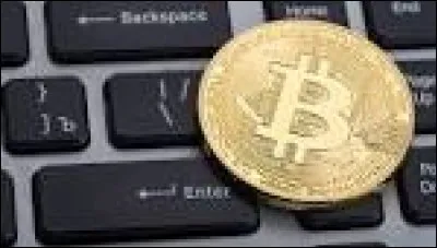 Le bitcoin, cette cryptomonnaie, pour ce 11 d&eacute;cembre 2017 a subi une augmentation &agrave; la bourse de Chicago, de combien ?