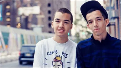 Aprés les NMA, avec qui ont-ils traîné dans leur chambre d'hôtel en jouant au loup garou ?