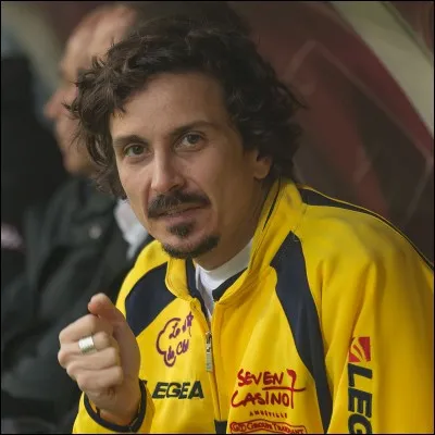 Qui est cet humoriste ?