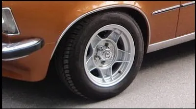 À quel modèle de voitures est cette roue ?