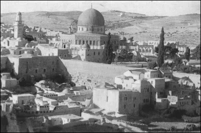 Qu'est-ce qui change dans la période de l'entre-deux guerres ?