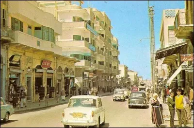 Qu'est-ce que Gaza et quel est le statut de la "bande de Gaza" à la même époque ?