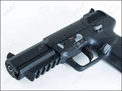 Quelle arme utilisez-vous ?