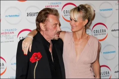 En janvier 2013, Læticia révèle avoir souffert d'anorexie et de dépression, par le passé. Elle confie également, avoir souffert de plusieurs fausses couches, notamment en 2004, juste avant d'accueillir Jade. Elle a perdu son dernier enfant à...