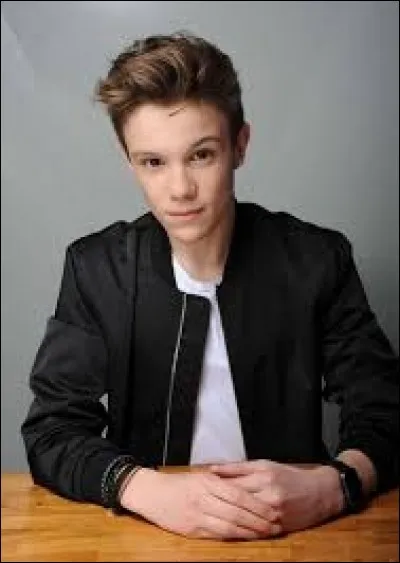 S'il te demande de faire un clip avec lui, que fais-tu ?