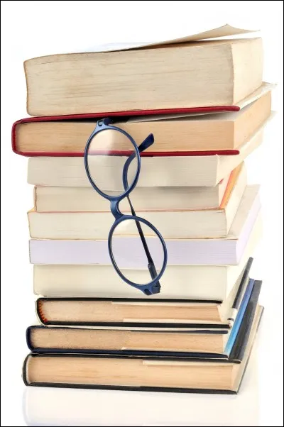 Comment s'appelle le célèbre auteur du livre "Les Travailleurs de la mer" ?