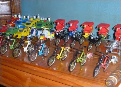 Quelle ville utilise principalement le pousse-pousse pour le transport ?