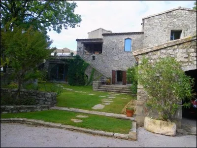 Je fais quelque chose d'ill&eacute;gal, je Viols-le-Fort !