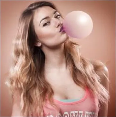 Quel est l'ancien nom de la chaîne Youtube de Andy récemment devenue "ANDY" ?