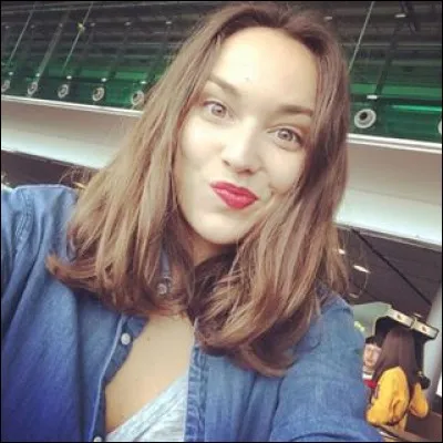 Cette youtubeuse a pour prénom...