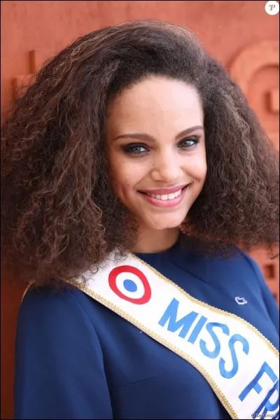 Comment se nomme la Miss France 2017 ?