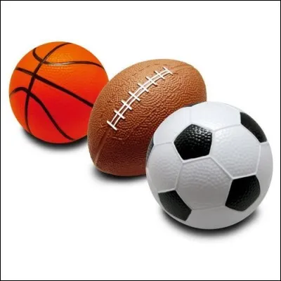 Dans quel sport attribue-t-on un ballon d'or à un joueur chaque année ?