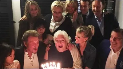 Qui était sa marraine de télévision, sa deuxième maman ?