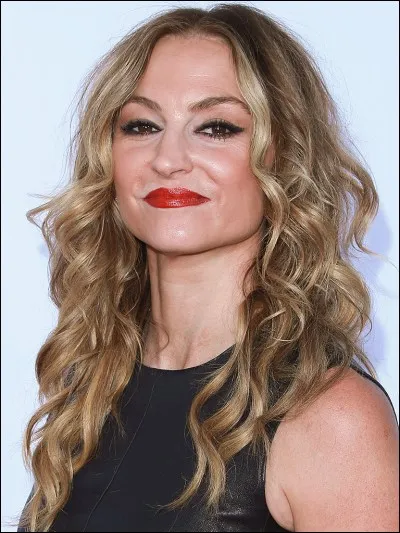 Comment s'appelle-t-elle ?