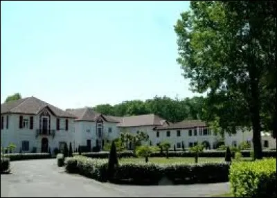 Village thermal de l'arrondissement de Dax, en Nouvelle-Aquitaine, Préchacq-les-Bains se situe dans le département ...