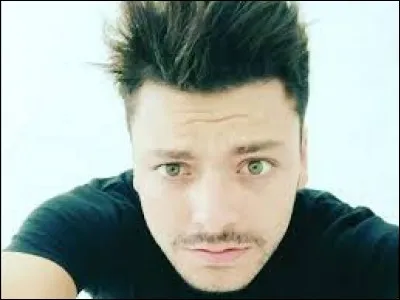 En quelle année est né Kev Adams ?