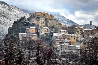 Corte est une ville de 7 000 habitants située au centre de la Corse. Le département est :