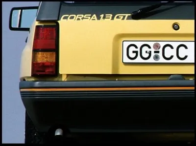 Ce sont les feux arrière d'une ...