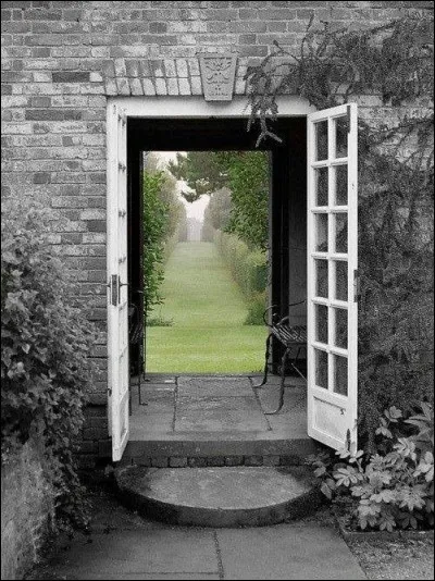 Et si vous m'adressez un message truffé de fautes pour me reprocher d'avoir oublié une virgule dans mon quiz, que vais-je vous répondre ?