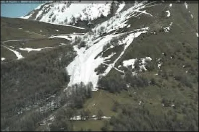 Garde la neige plus longtemps que celui d'en face.