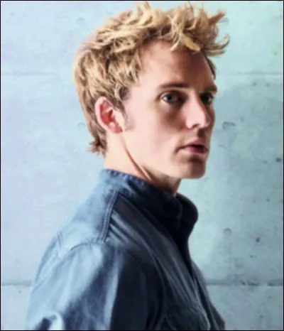 Comment meurt Finnick ?