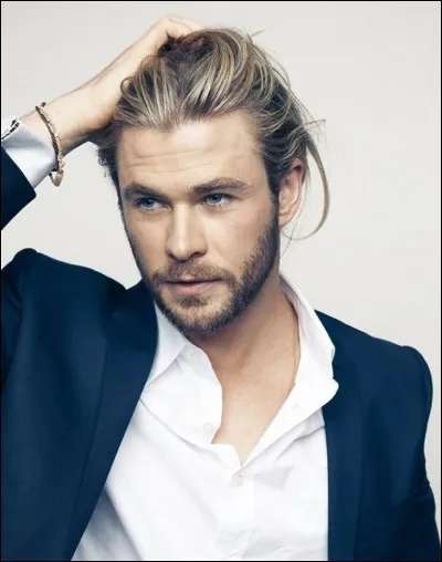 Comment s'appelle l'acteur jouant Thor ?