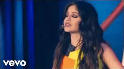 De quelle chanson sont extraites les paroles suivantes : "Sé quién soy. Y estoy buscando algo. Donde voy. Siempre te encuentro, sigo soñando" ?