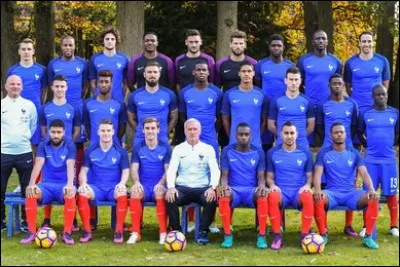 Qui est le numéro 10 de la France?