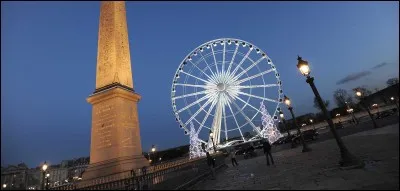 La grande domine la f&ecirc;te.