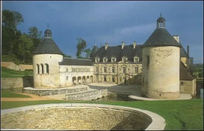 Situ&eacute; dans la C&ocirc;te-d'Or c'est ...